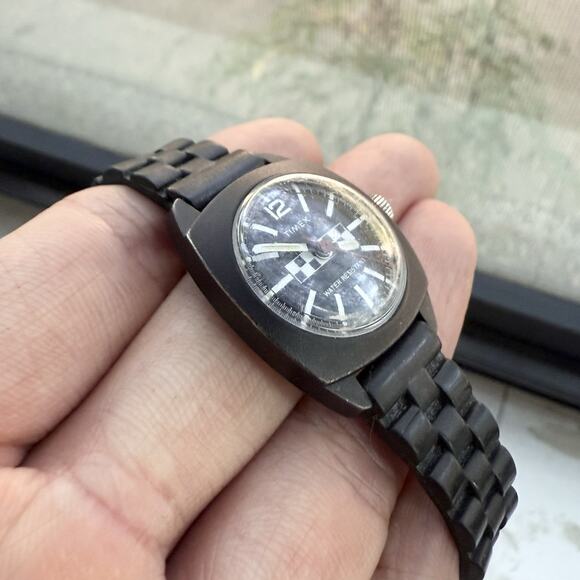 Vintage Timex Ladies Watch Rally Manual Wind Mechanical 25mm RUNNING Black White - Picture 7 of 8